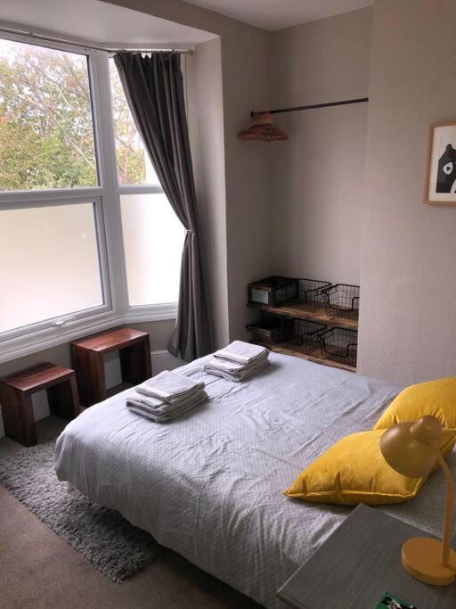 Charming, Bright, Hilltop Apartment. Hastings Eksteriør billede